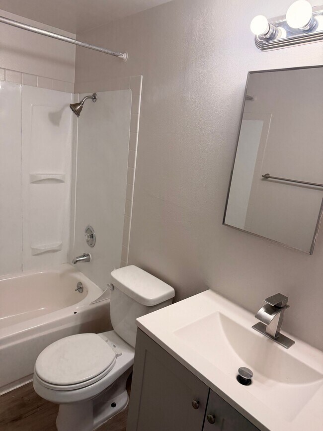 Photo - 14409 8th Ave SW Unit 9
