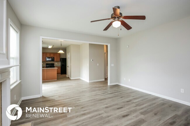 Photo - 248 Springs Crossing