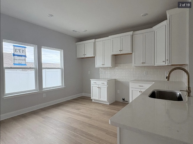 Photo - 866 Westcott Ln