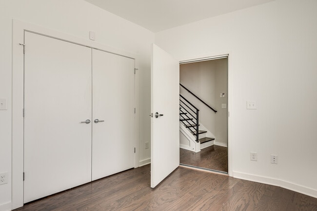 Photo - 415 Gartrell St SE