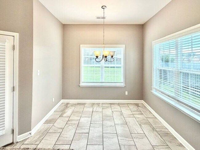 Photo - Open House! Now Leasing a 5 Bedroom 3 Bath Home In Olive Branch At Stateline