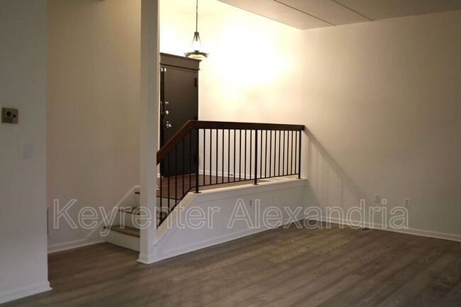 Photo - 124 Roberts Ln Unit 101