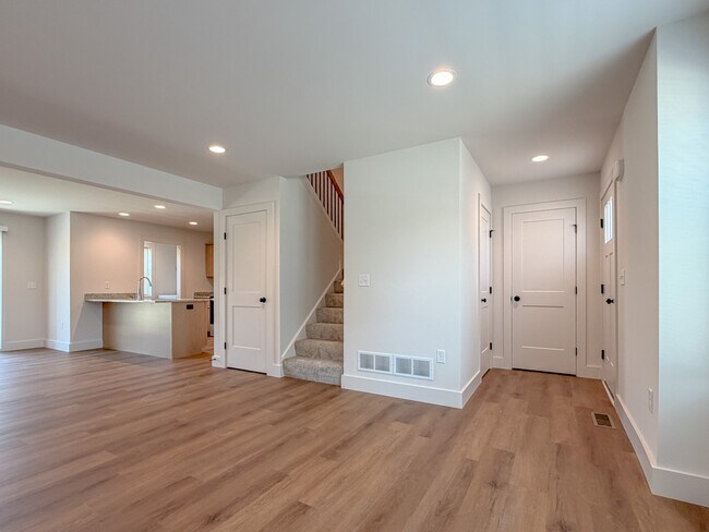 Photo - 273 Locust St