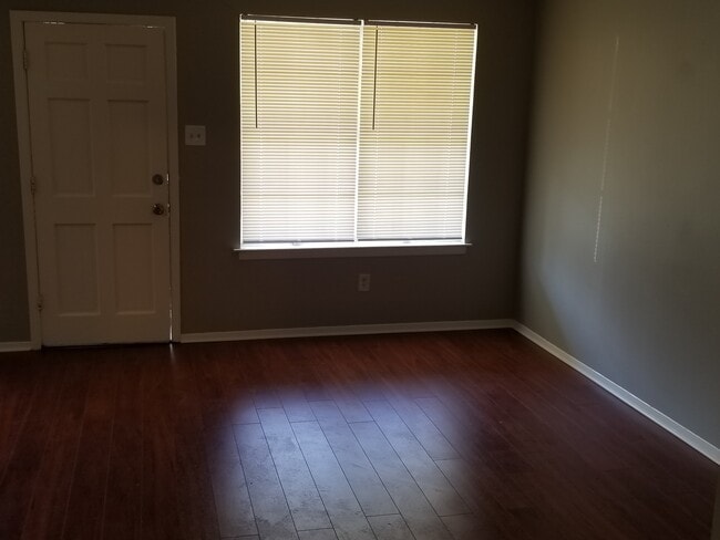 Photo - 1287-89 Halcomb ln Memphis, TN. 38127