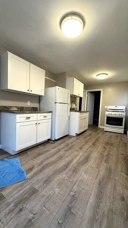 Photo - 220 Hamilton St