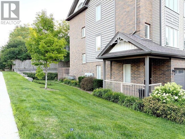 Photo - 12 Poplar Dr