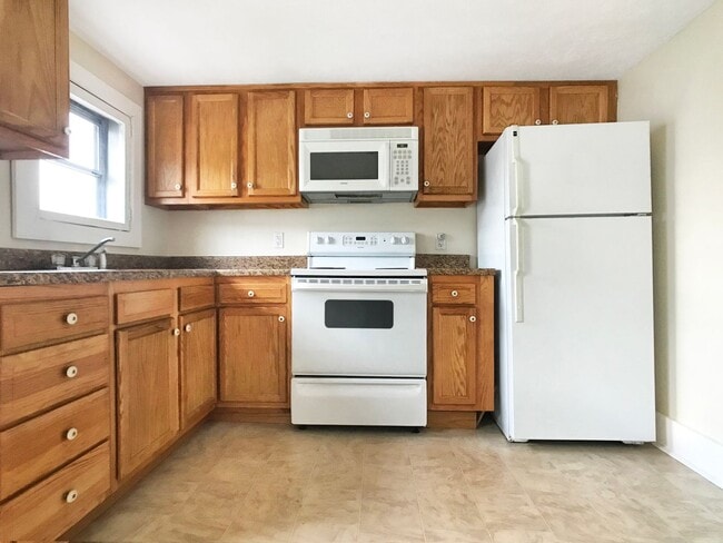 Photo - 255-259 Rear Main Street Unit R257