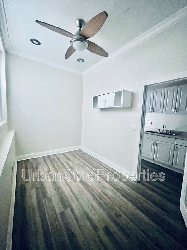 236 4th St N