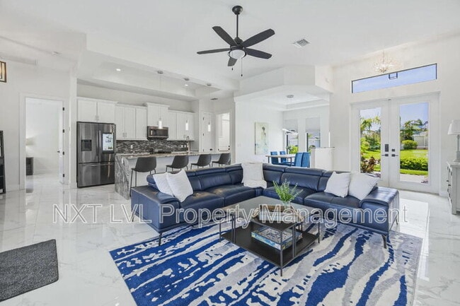 Photo - 121 NW 38th Ave