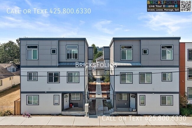 Photo - 4316 S Puget Sound Ave Townhome