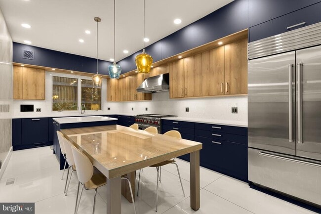 Photo - 2137 R St NW