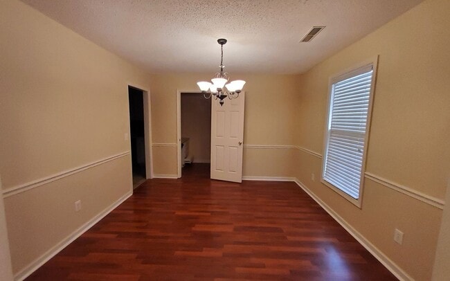 Photo - Beautiful Home in Wintergreen Subdivision!