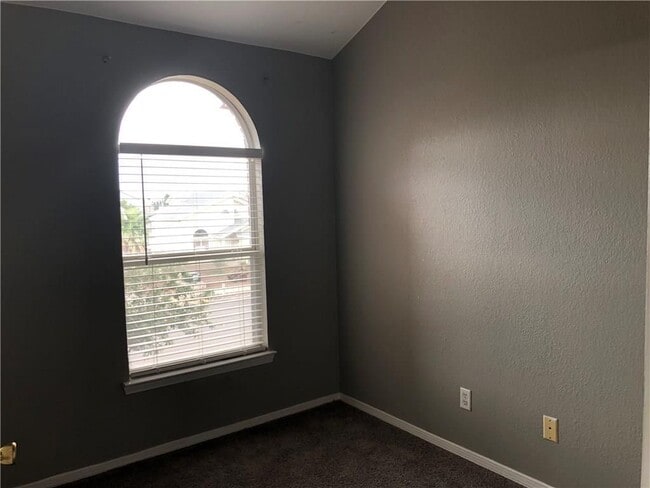 Photo - 4504 Loma Linda Circle Casa