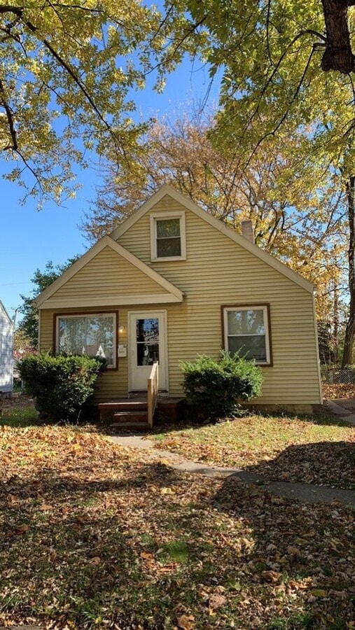 3 Bedroom House - 3 Bedroom House