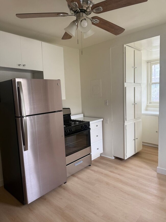 Photo - 1323 N Orange Dr Apartamento Unidad 1323 1/2