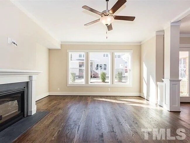 Photo - 132 Larkin Ln