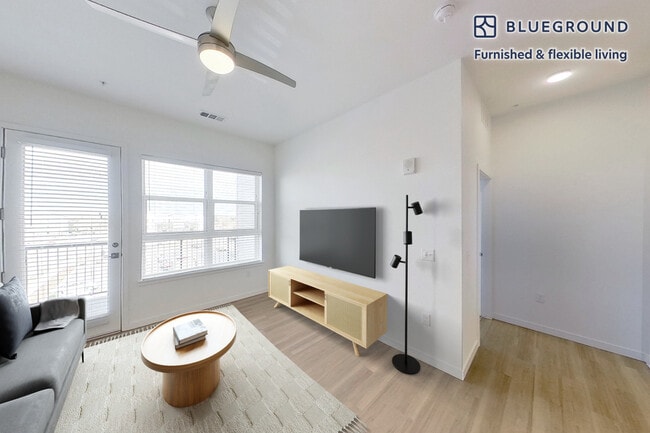 Photo - 235 E South Boulder Rd Unidad FL3-ID1353A