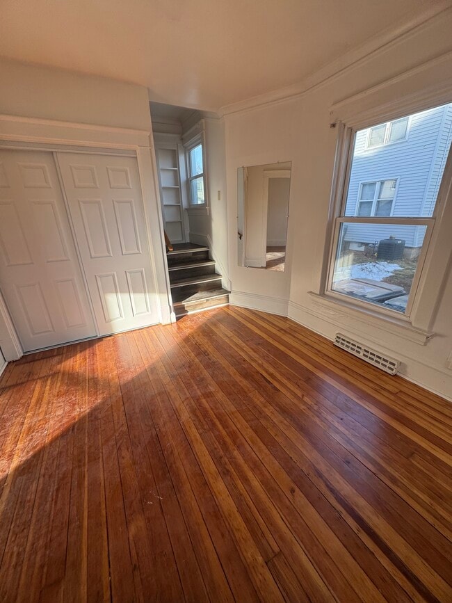 Photo - 253 W Grand Ave