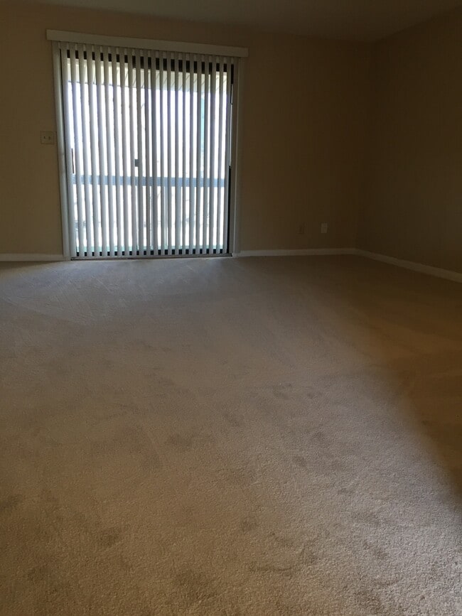 Photo - 180 Driftwood Ln