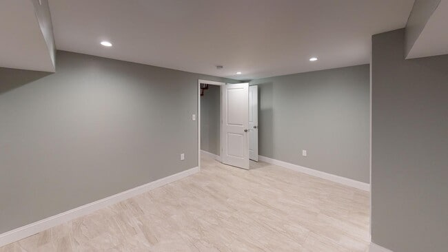 Photo - 744 S 9th St