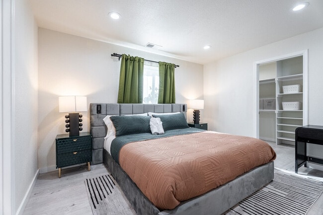 Photo - 2292 Addison Ave Unit SI ID1511667P