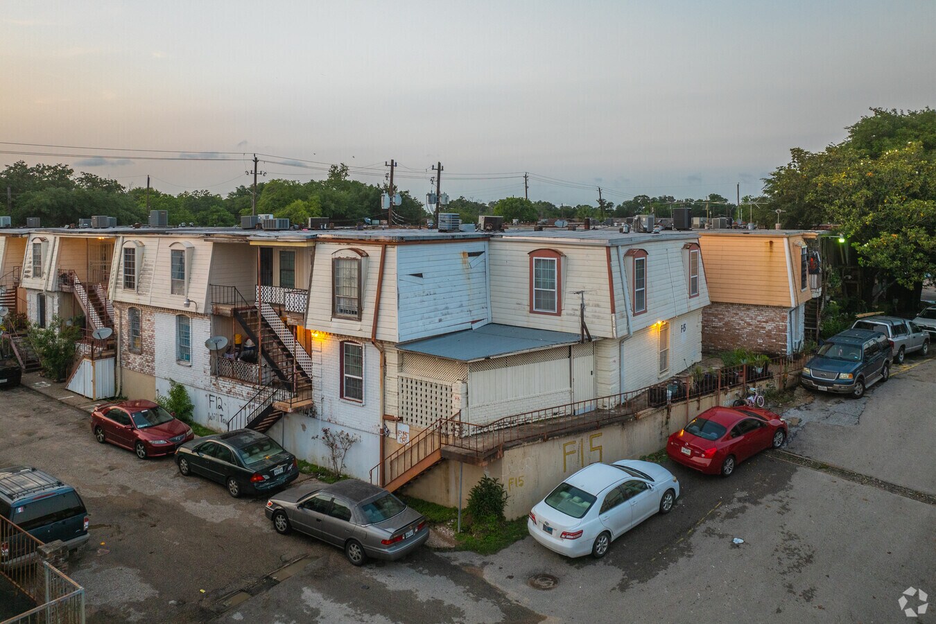 Photo - 8282 Park Place Blvd
