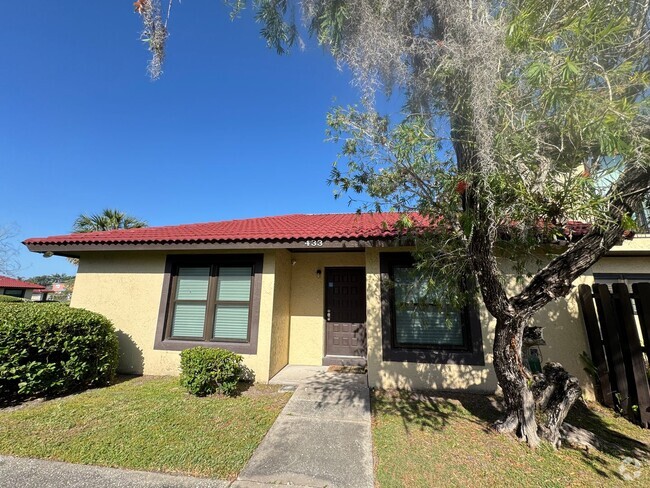 Building Photo - Cozy 2 Bedroom and 2 Bath Townhome in Kiss...