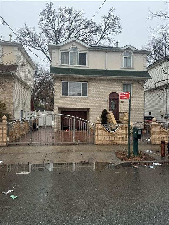 Photo - 359 Netherland Ave