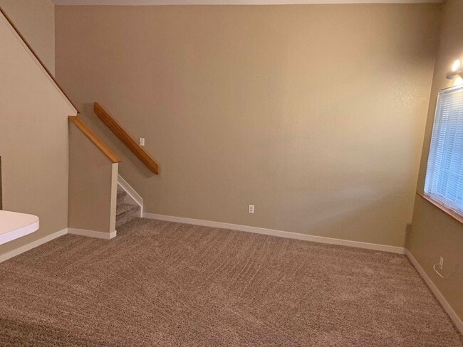 Photo - 1225 W Prospect Rd Unit R43