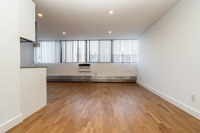 Photo - 800 Richmond St W Unit 110