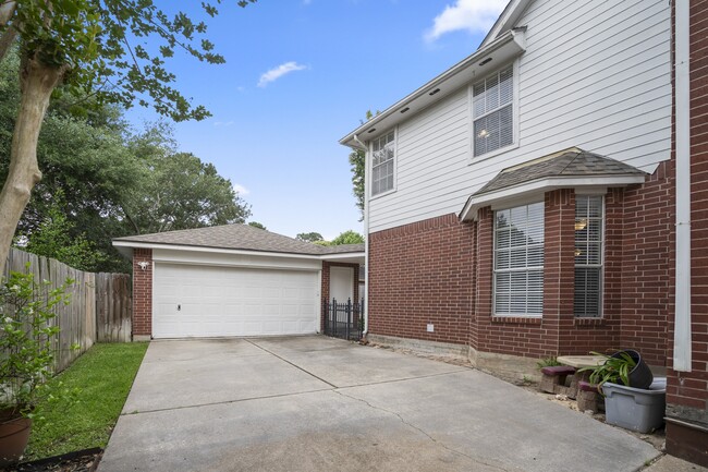 Photo - 16315 Hammerwood Ct