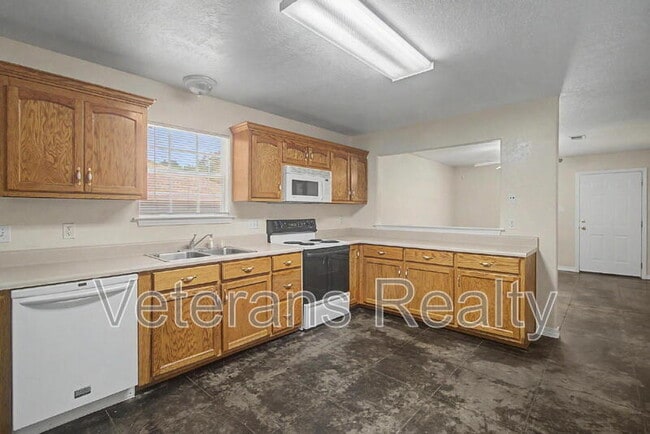 Photo - 11122 Gorenflo Rd