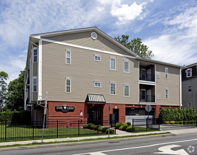 3 Bedroom Apartments for Rent in Elizabeth, NJ