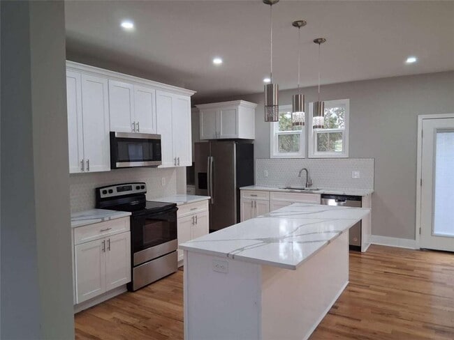 Photo - 3180 Tackett Rd