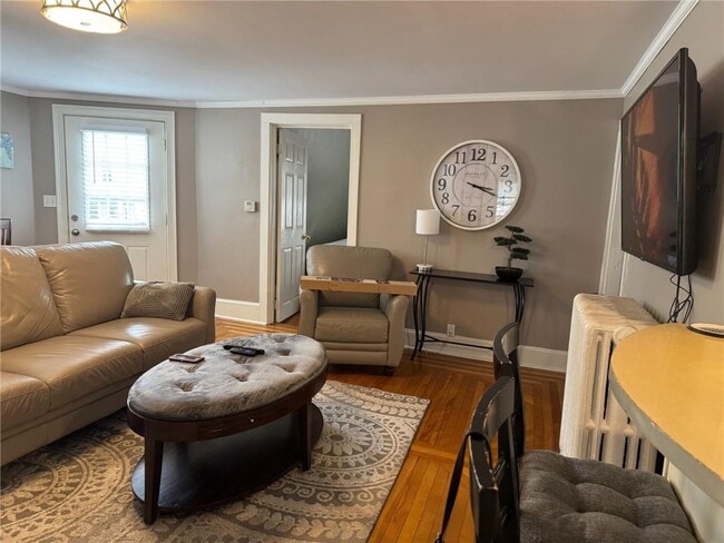 4 Hammond St Unit 5