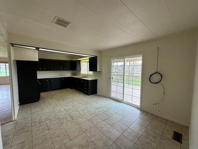 Photo - Country Living in Oakdale, CA