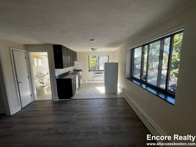 Photo - 15 Chester St Unit 38