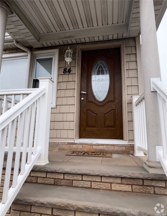Building Photo - 84 3rd Ave Rental
