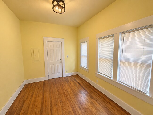 Two-Bedroom Duplex in Shawnee