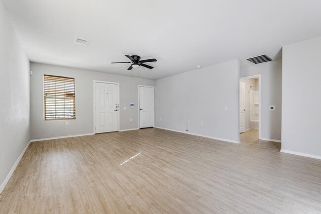 Photo - 7238 Rosada Way