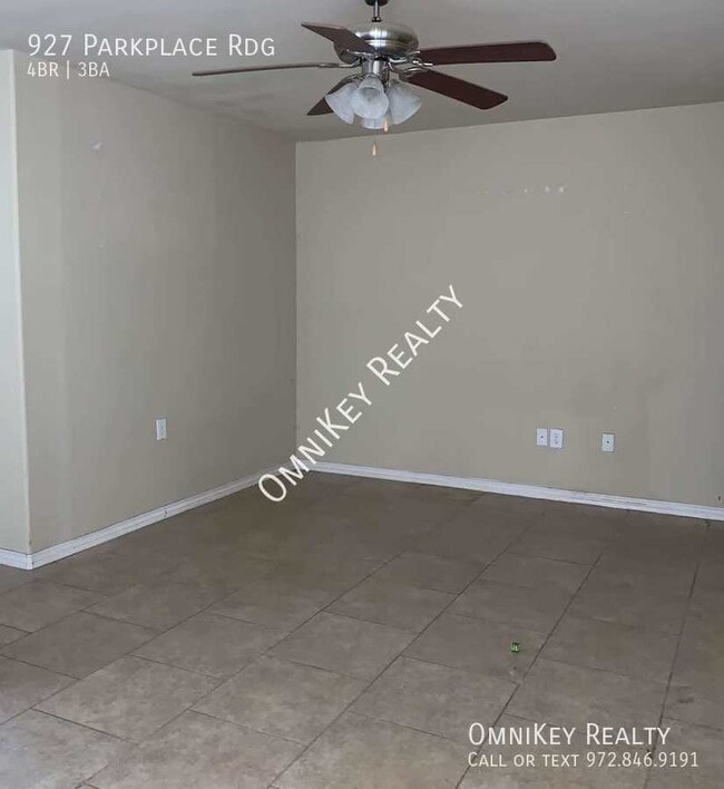 Photo - 927 Parkplace Ridge