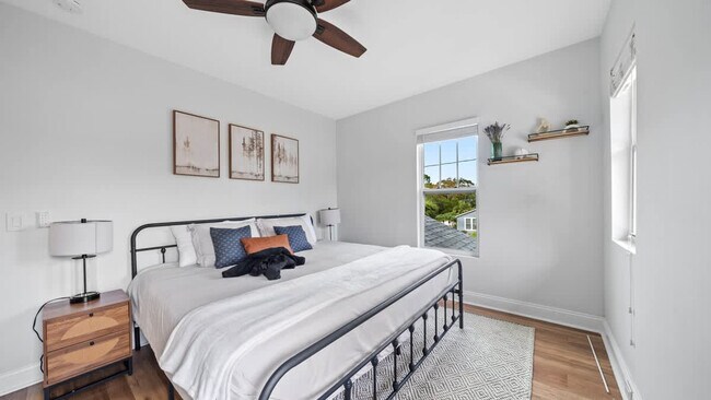 Photo - 720 W Woodlawn Ave Apartamento Unidad ID1271939P