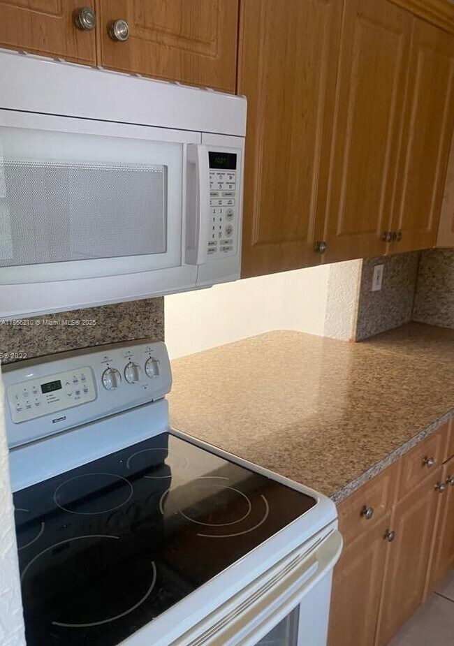 Photo - 18900 NE 3rd Ct Unit 535