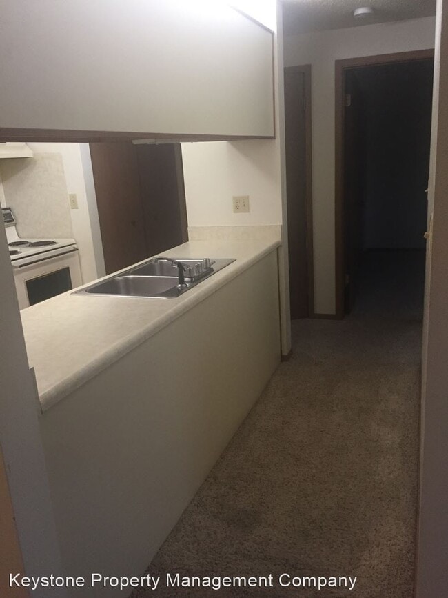 Photo - 2 br, 1 bath House - 810 Benton Dr. # 22