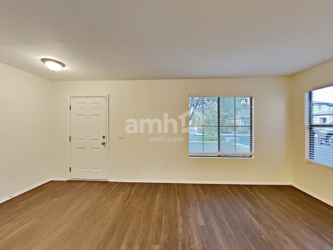 Photo - 3729 E Constitution Ct