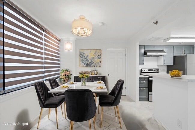 Photo - 3525 Sage Rd Unit 1709