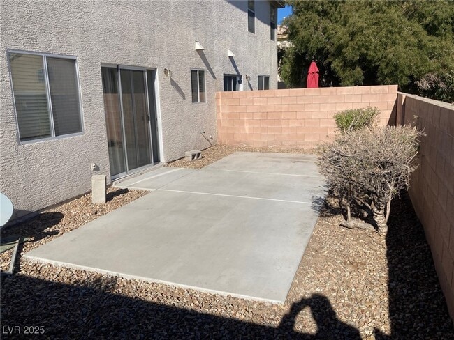 Photo - 800 Spotted Eagle St