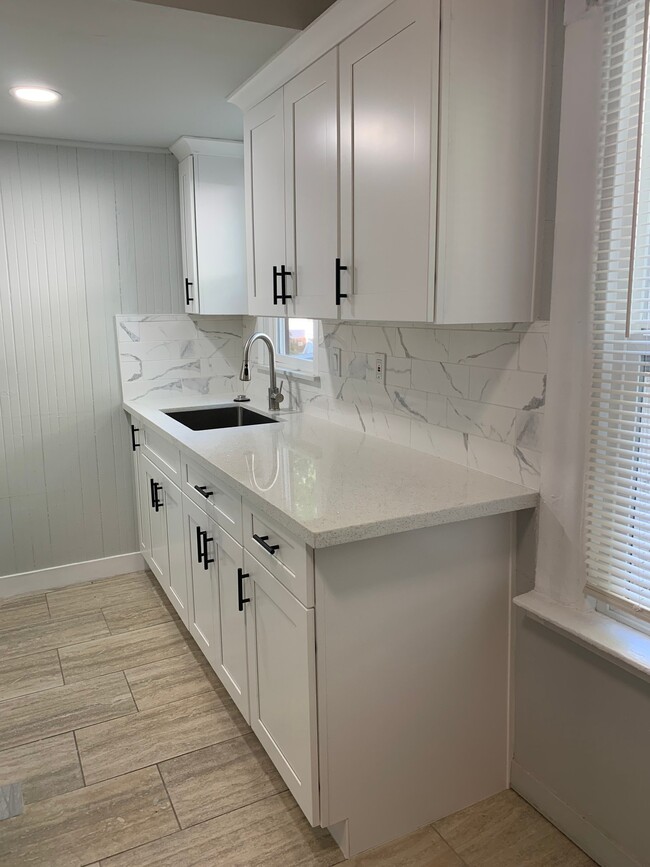 2331 1/2 N St