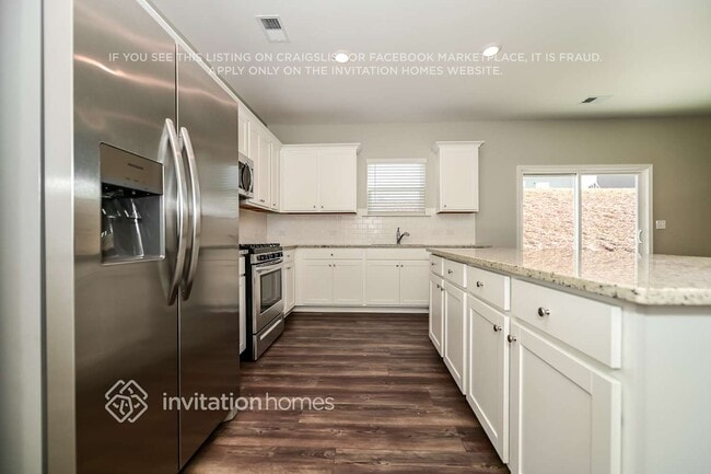 Photo - 800 Gelderland Dr