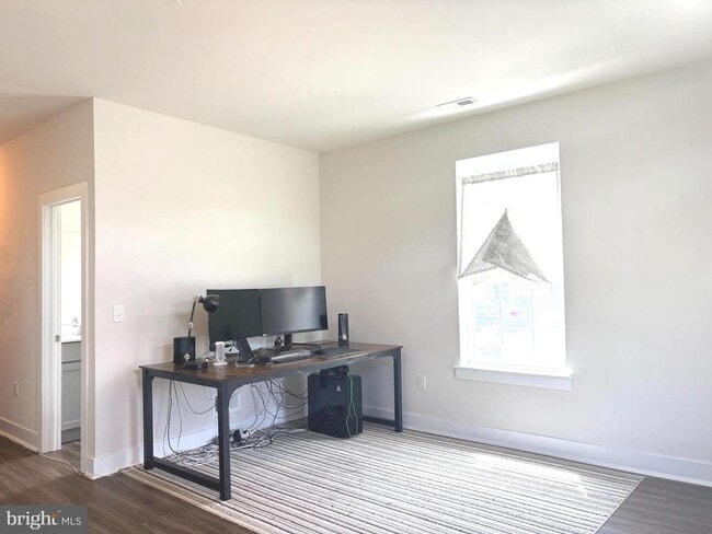 Photo - 135A Annapolis St